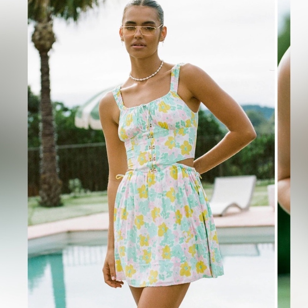 SABO SKIRT Mase cut out flor mini dress